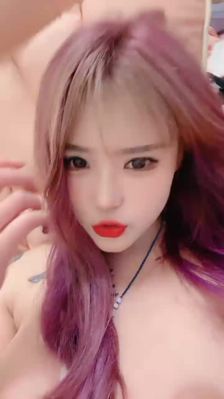 超火辣！百变女神小月48部付费私密直播流出 极品身材激情演绎VIP专属内容